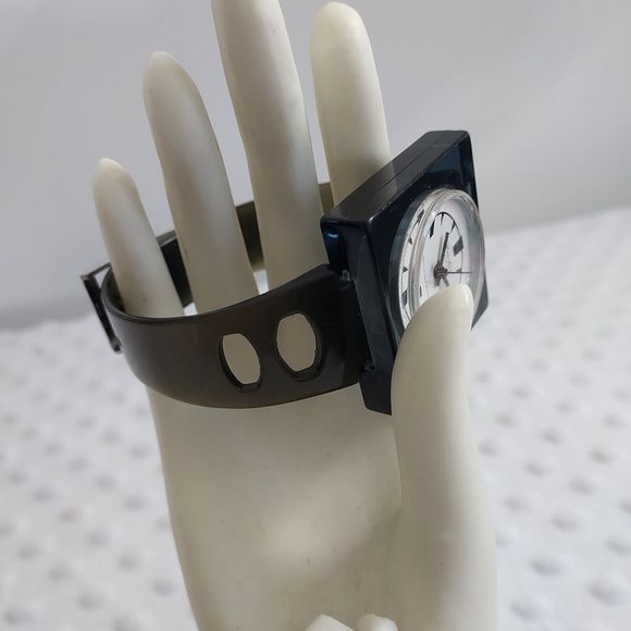 90s Hamlin Black Watch Astromatic Square Swiss Unbreakable Mainspring Chancellor - Picture 2 of 13